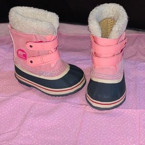 Waterproof Sorel Snow Boots LIKE NEW!